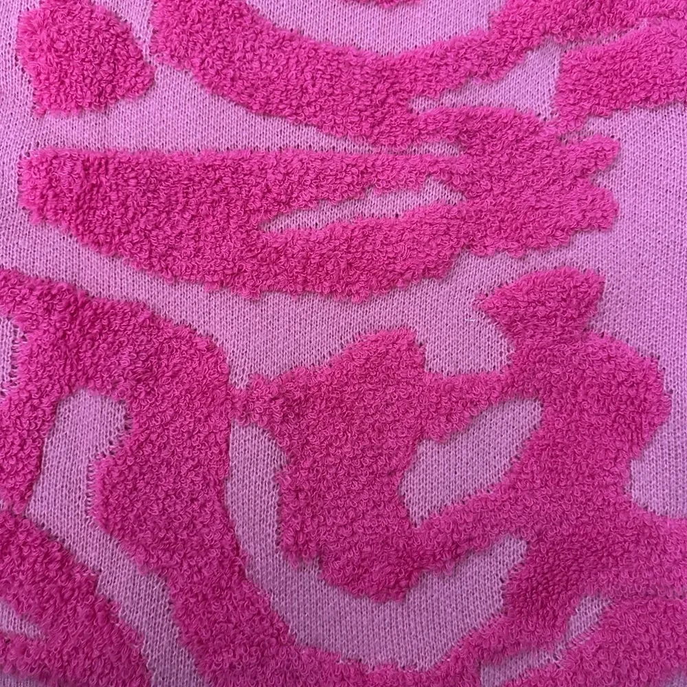 Women's Hot Pink Textured Crewneck Sweater - Picture 4 of 6